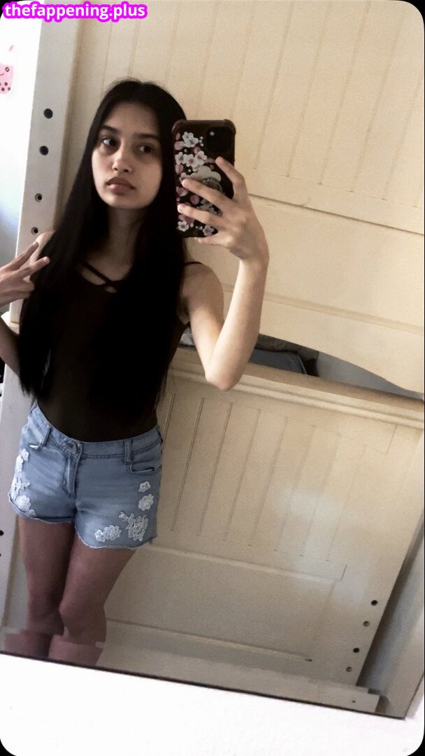 48arreislaer / SierraSuicidal / https: Foto OnlyFans Nua #5