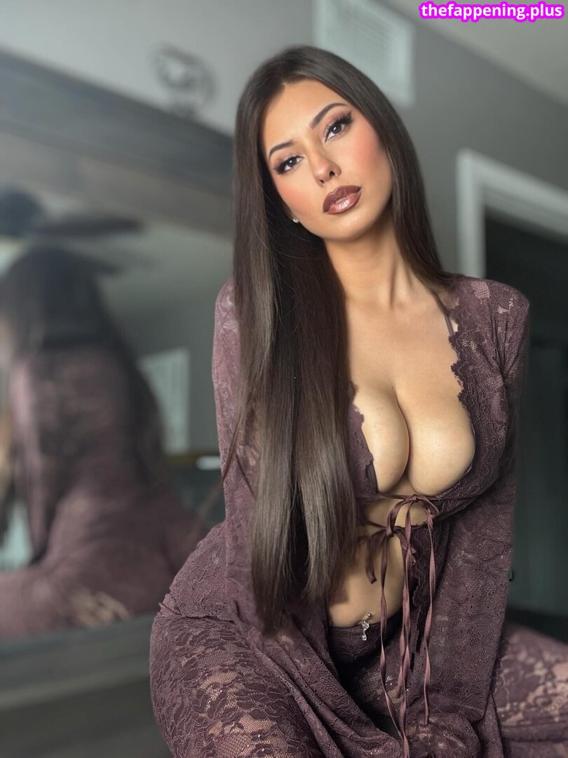 713CORI Fotografie OnlyFans Dezbrăcată #30