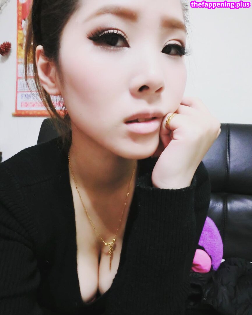 94iris329 Foto OnlyFans Nuda #6