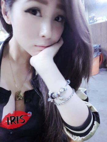 Full leaked Iris private onlyfans photo