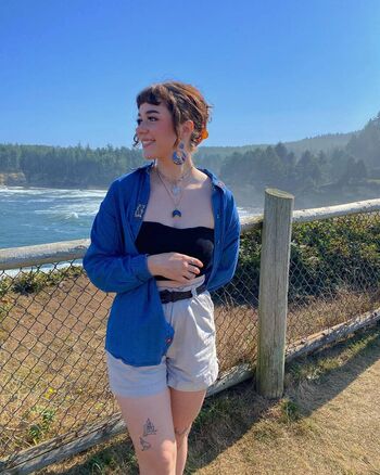 Full leaked Araquinn page private onlyfans photo