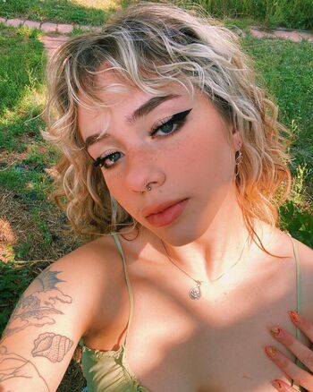 Full leaked Araquinn private onlyfans photo