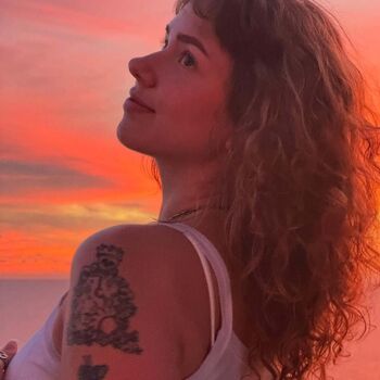 Full leaked Araquinn private onlyfans photo