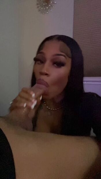 Full leaked Exclusivbaddie private photo