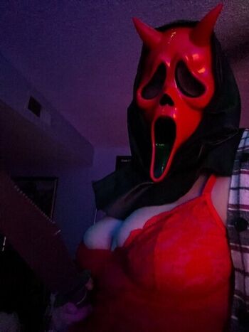 Full leaked Footinches private onlyfans photo