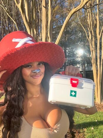 Full leaked Honeygram private onlyfans photo