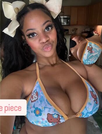 Full leaked Honeygram private onlyfans photo