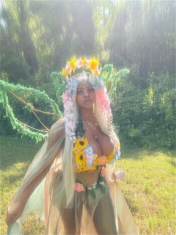 Full leaked Honeygram private photo