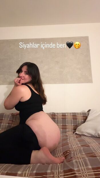 Full leaked Itsmenazli private photo