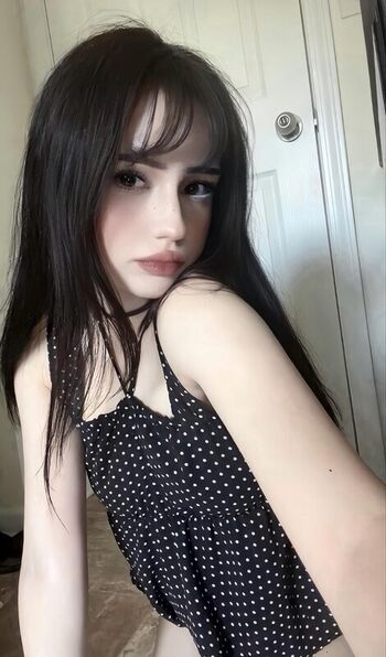 Full leaked Imay private photo