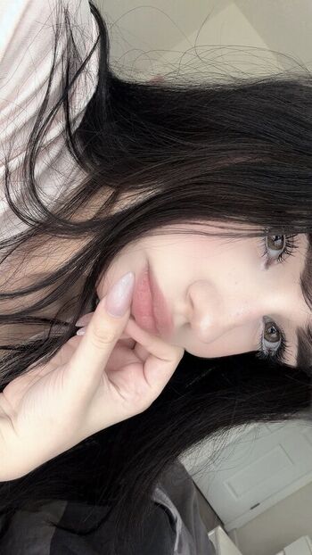Full leaked Imay private photo