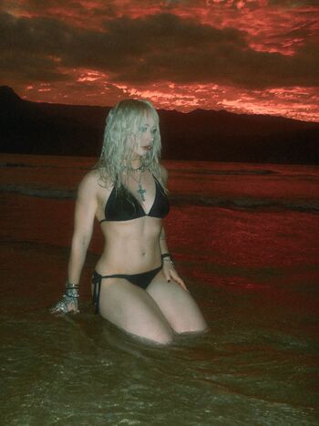 Full leaked Nattynat page private onlyfans photo