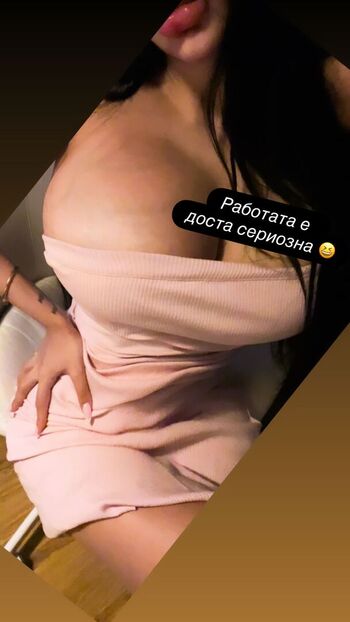 Full leaked Pollyx private photo