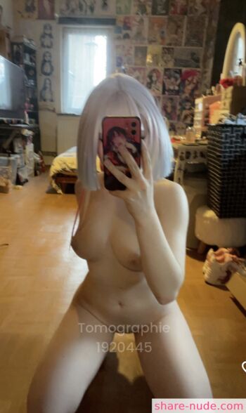Full leaked Ratbury private photo