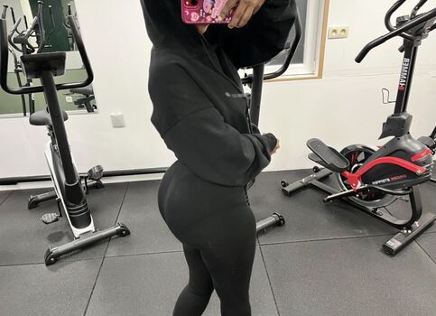 Full leaked Sxis private onlyfans photo