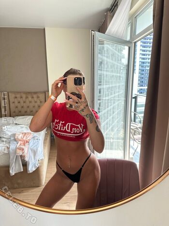 1tskimmyxo