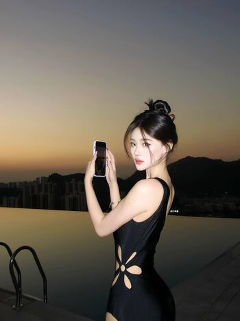 Full leaked Uerfly page private onlyfans photo