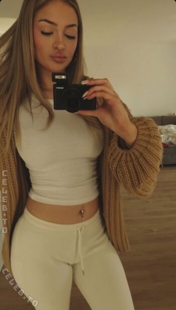 Full leaked A bjrr private onlyfans photo