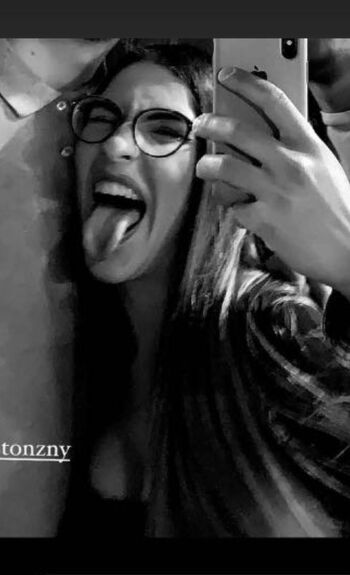 Full leaked A u relie private photo