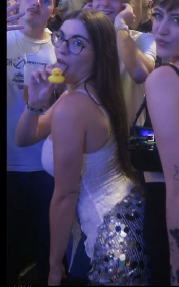 Full leaked A u relie private photo
