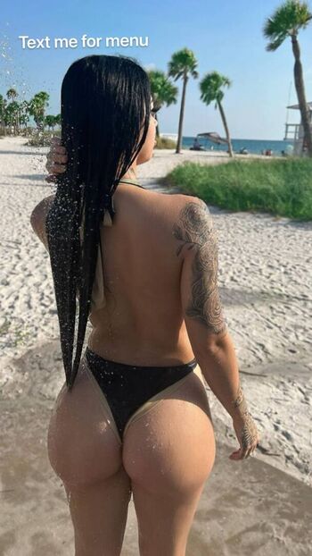 Full leaked Aaliyanaboooo private onlyfans photo