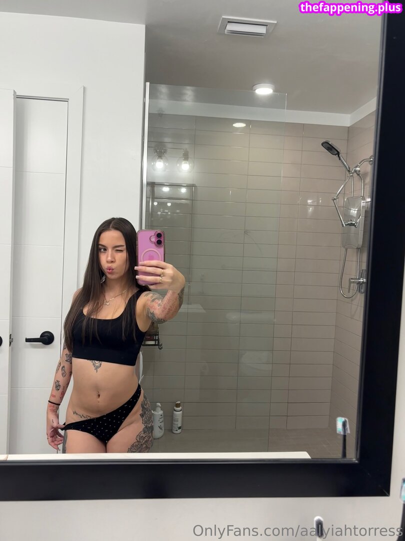 Itsthesaiint / aalyiahtorres / aalyiahtorress Meztelen OnlyFans Fotó #17
