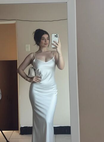 Full leaked Aaniasharmaa private onlyfans photo