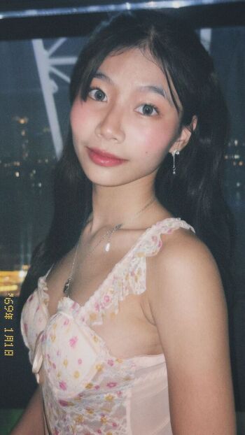 Full leaked Aaomhelloo page private onlyfans photo