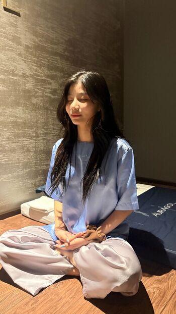 Full leaked Aaomhelloo page private onlyfans photo