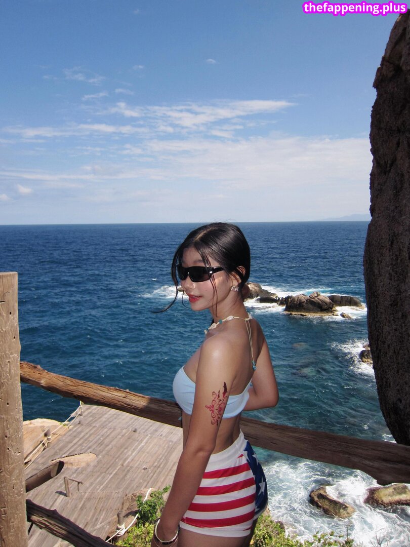 Saipetch B. / aaomhelloo Фото оголеного OnlyFans #134