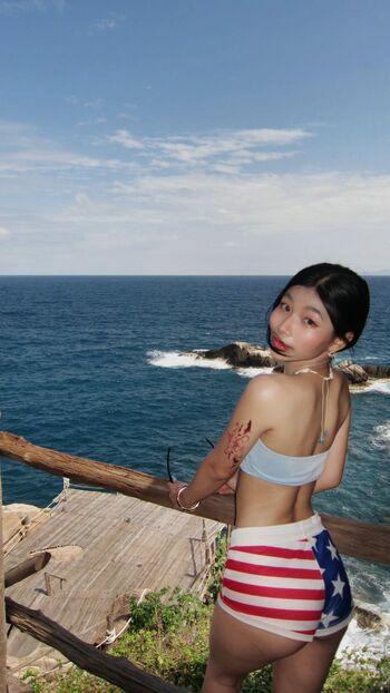 Full leaked Aaomhelloo page private onlyfans photo