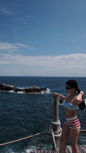 Full leaked Aaomhelloo private onlyfans photo