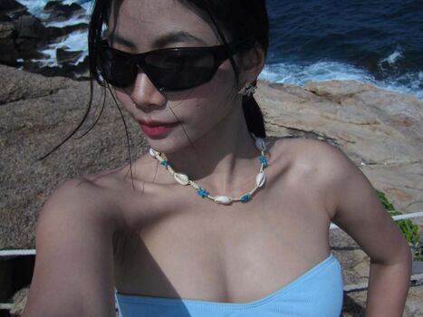 Full leaked Aaomhelloo private onlyfans photo