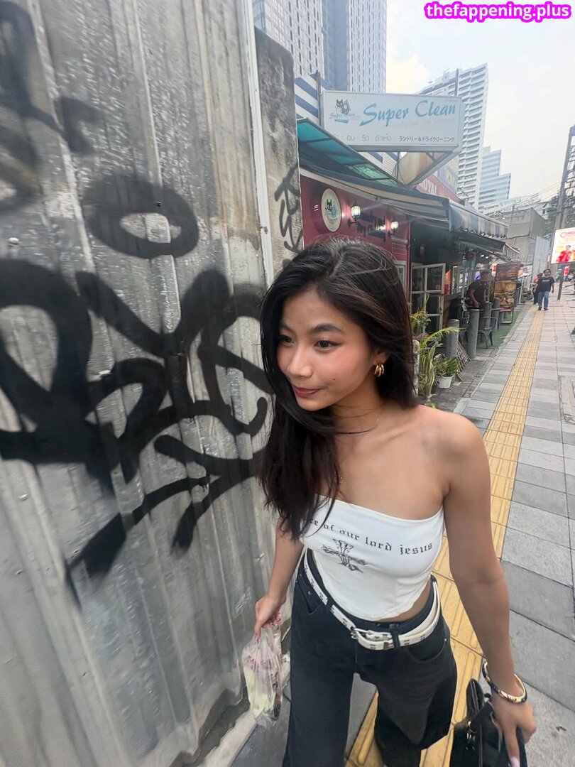 Saipetch B. / aaomhelloo Naken OnlyFans Foto #198