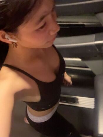 Full leaked Aaomhelloo page private photo