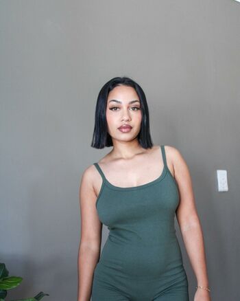 Full leaked Aaqeelah essop private photo