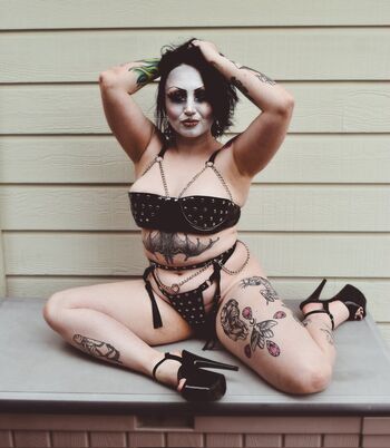 Full leaked Abadon aew page private photo