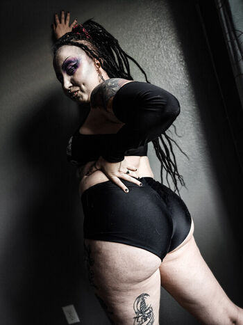 Full leaked Abadon aew page private photo