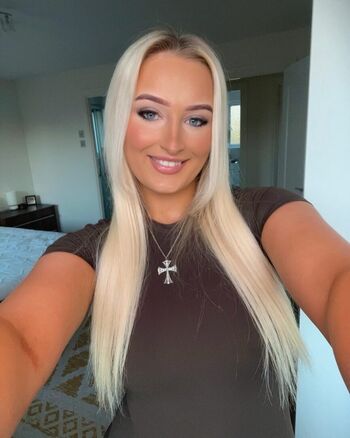 Full leaked Abbeym r x private onlyfans photo