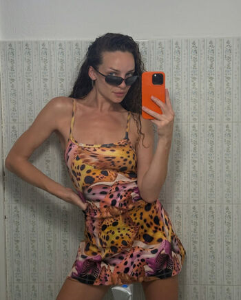 Full leaked Abbie chatfield page private photo