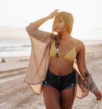 Full leaked Abehbeh abie coma private onlyfans photo