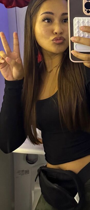 Full leaked Abehbeh abie coma private onlyfans photo