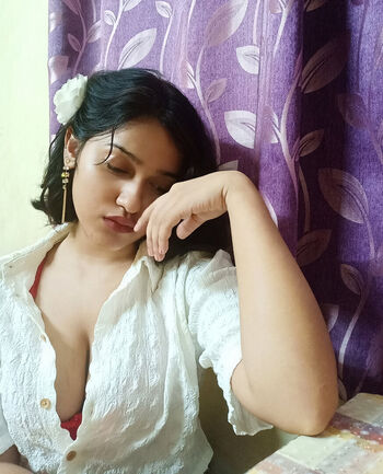 Full leaked Abhipsa karmakar page private photo