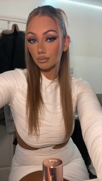 Full leaked Abi greasley private photo