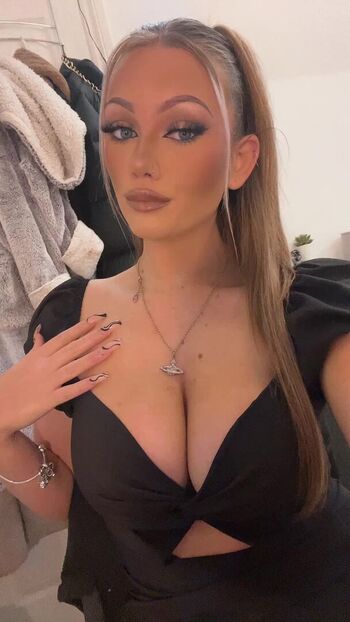 Full leaked Abi greasley private photo