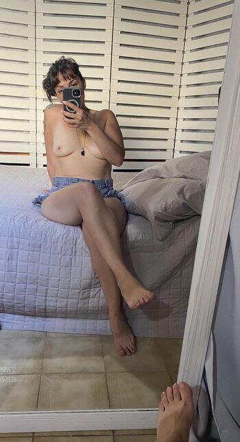 Full leaked Abicoral private onlyfans photo