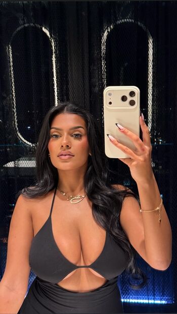 Full leaked Abida private photo