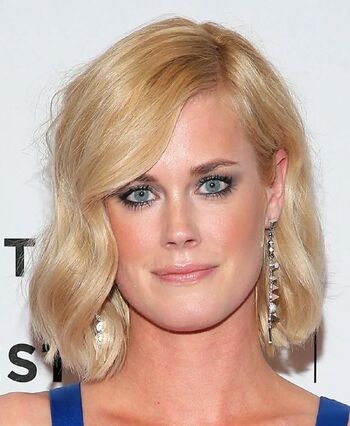 Full leaked Abigail hawk private photo