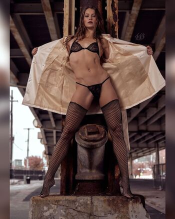 Full leaked Abigail thompson page private photo
