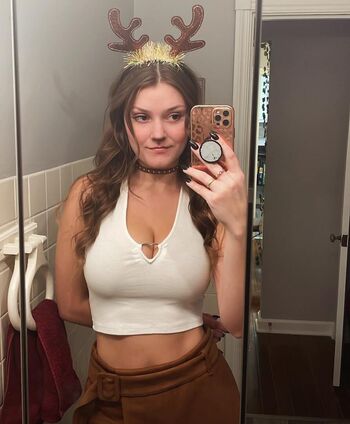 Full leaked Abigail page private photo